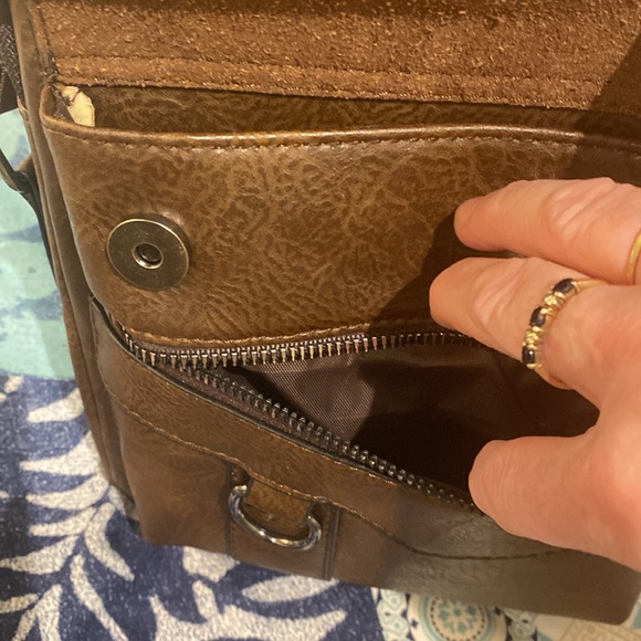 Weixier faux leather purse Brand new!! - Picture 4 of 6